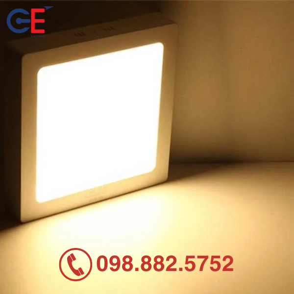 Đèn Led Outbow Panasonic vuông 24W Đèn Led ốp trần Outbow Panasonic vuông 24W