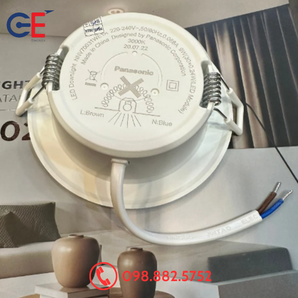 Giới thiệu về Đèn Downlight Âm Trần Panasonic NNV71351WE1A 9W