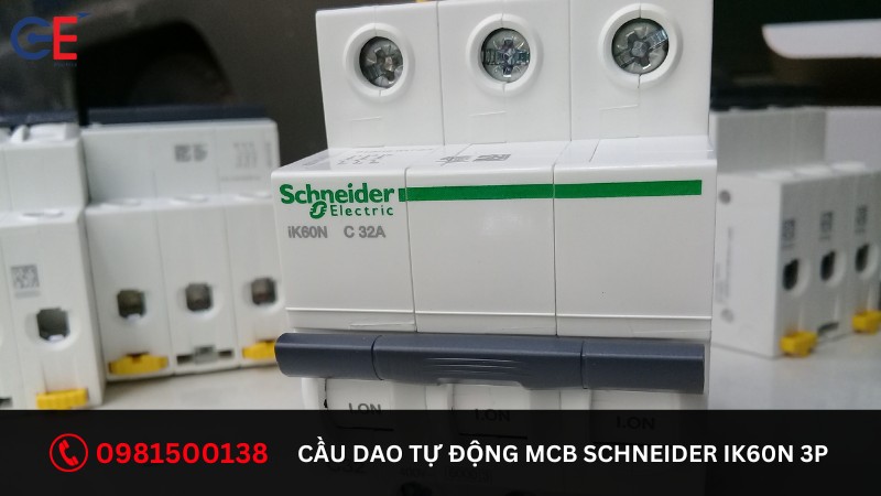 Cầu dao MCB Schneider iK60N 3P