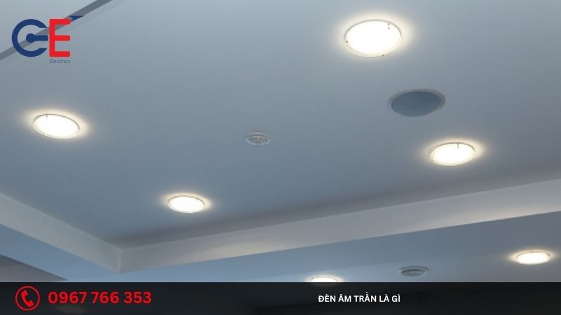 Đèn âm trần là gì