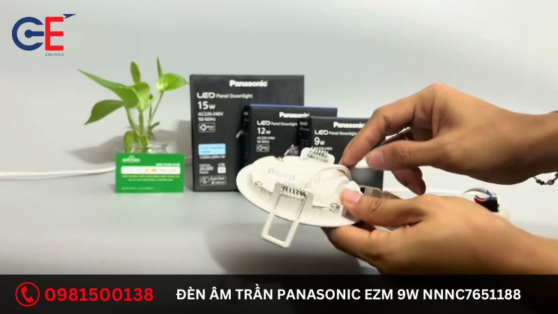 Địa chỉ cung cấp đèn âm trần Panasonic EZM 9W